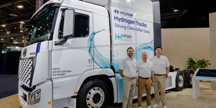 Hyundai Unveils Autonomous Hydrogen Fuel Cell Truck to Revolutionize U.S Logistics